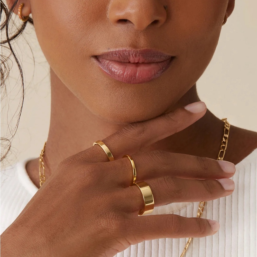 PAVOI rings